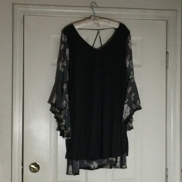 Fun Flowy Floral Dress, Strappy Low Back, Amazing Bell Sleeves, MTS Size S, Boho - Picture 12 of 15
